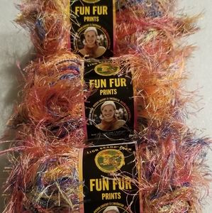 Fun fur - fuzzy yarn - fluffy yarn